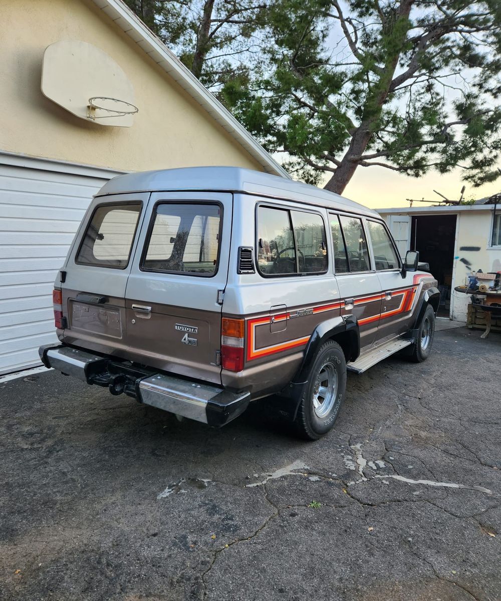 Exterior rear three-quarter driveway