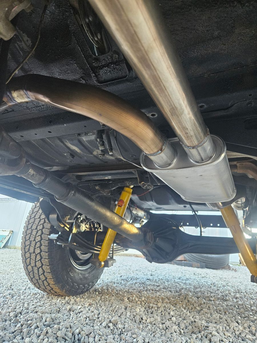 Exhaust system undercarriage
